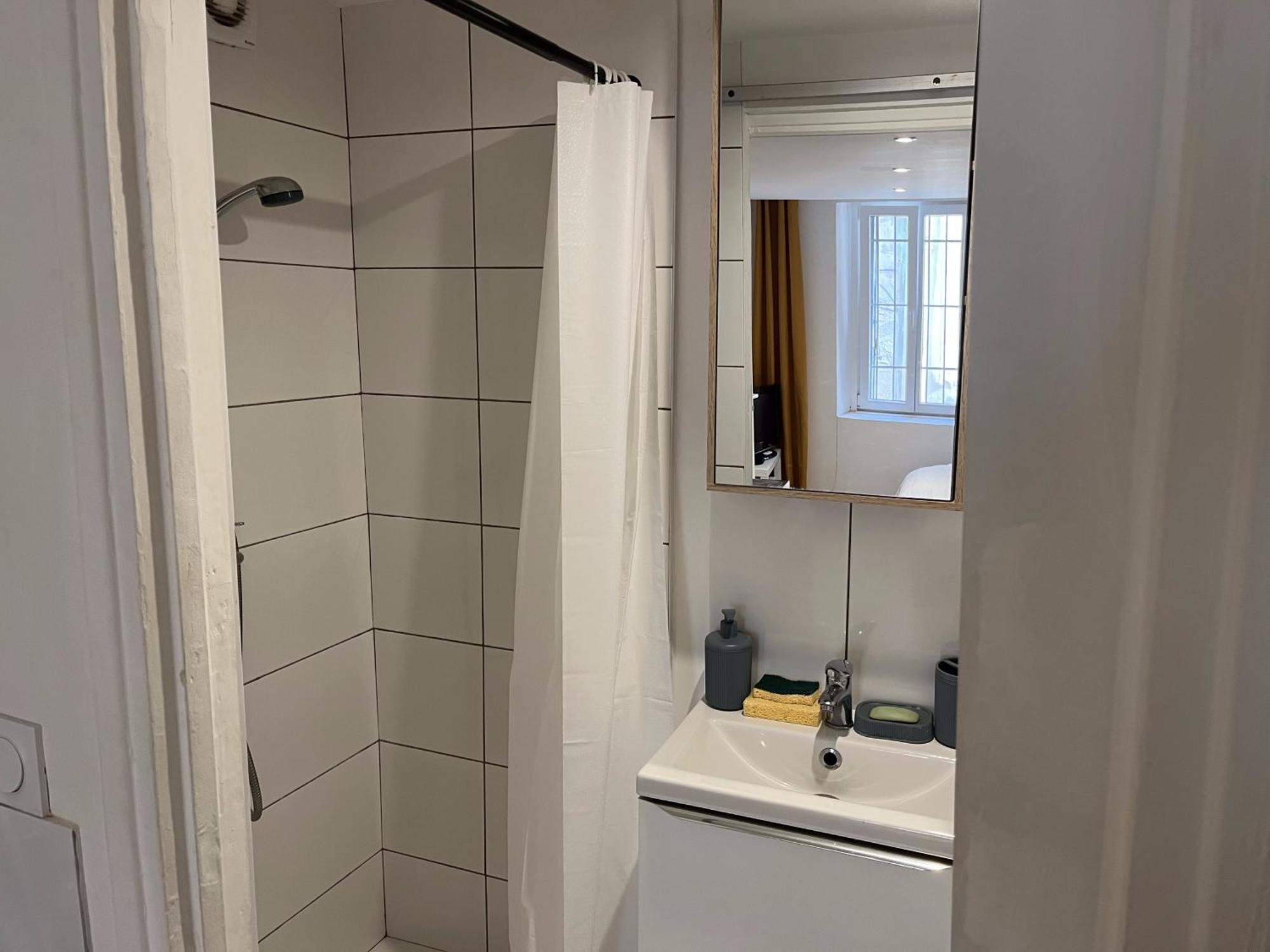 Studio Equipe Confort Proche De Toutes Commodites La Seyne-sur-Mer Eksteriør billede