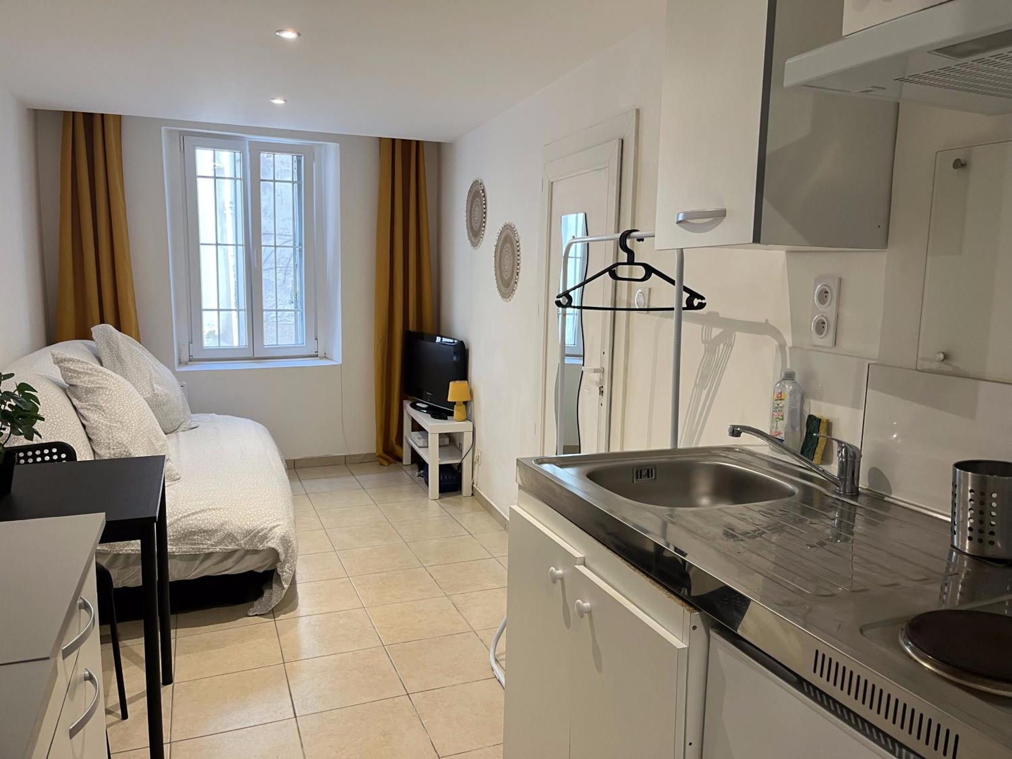 Studio Equipe Confort Proche De Toutes Commodites La Seyne-sur-Mer Eksteriør billede